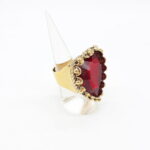 Anello con cuore rosso regolabile CelesteG (laterale)